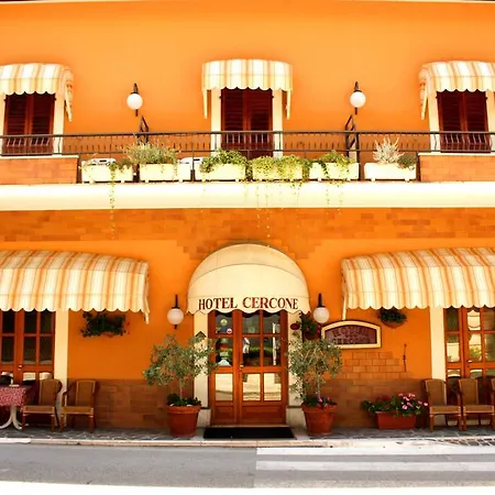 Hotell Cercone 3*